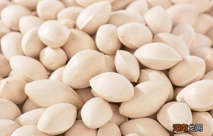 白果吃了有什么作用 吃白果对身体有什么好处