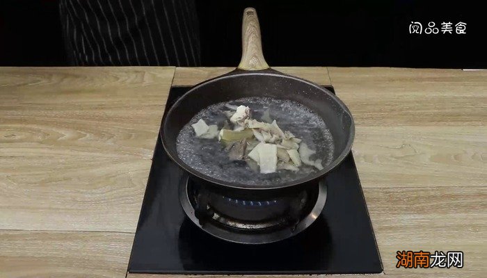 广式萝卜牛杂煲的做法 广式萝卜牛杂煲怎么做好吃