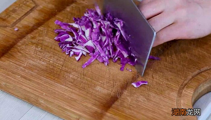 蒜苗炒方便面的做法 蒜苗炒方便面怎么做