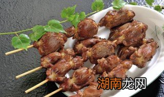 羊眼烧烤方法 做羊眼烧烤的步骤有哪些