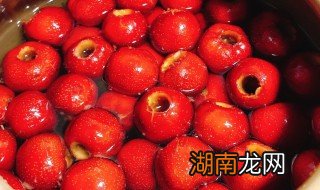 冰糖山楂的做法和功效 冰糖山楂的做法和功效是什么