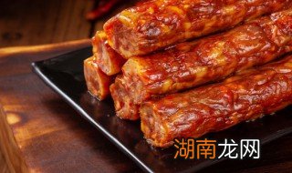 烟熏香肠怎么做好吃 烟熏香肠怎么做好吃装好了就熏好不好吃