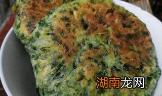香煎荠菜饼教程 荠菜饼的做法