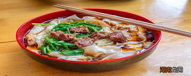 做刀削面怎么和面好吃 刀削面的汤是怎么熬出来的