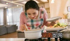 兔子头的炖法 在家如何炖兔头鲜美可口？