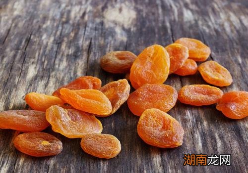 葡萄干适合什么人吃 葡萄干补血效果居然比红枣还好