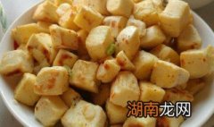 如何做麻辣馒头丁 麻辣馒头丁的做法