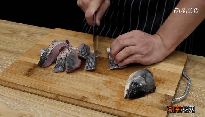 浇汁鱼的做法 浇汁鱼的做法