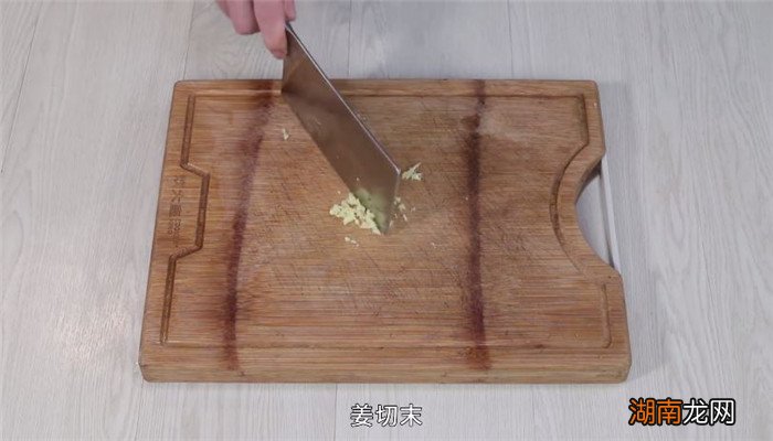 茄子肉丁卤的做法 茄子肉丁卤怎么做