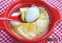 鹑鹌蛋白果糖水