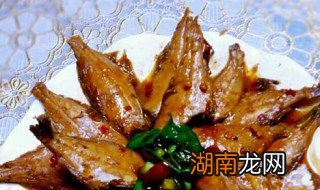 红烧橡皮鱼制作方法 如何制作红烧橡皮鱼