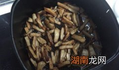 空气炸锅烤蘑菇的方法 空气炸锅烤蘑菇的方法介绍