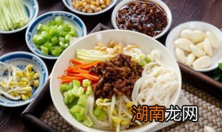 做炸酱面用什么酱 做炸酱面用的酱料介绍