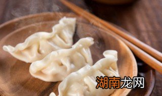 萝卜香菇肉饺如何做 胡萝卜香菇猪肉饺子的做法