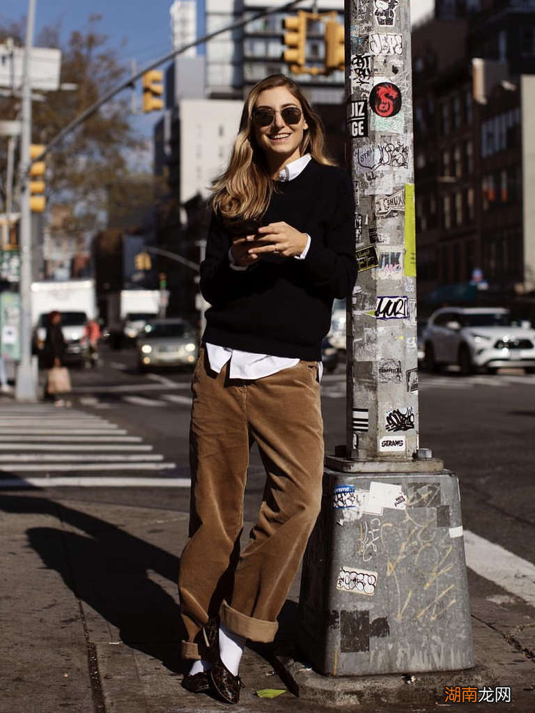 “一身宽松”越来越流行，这样穿太高级