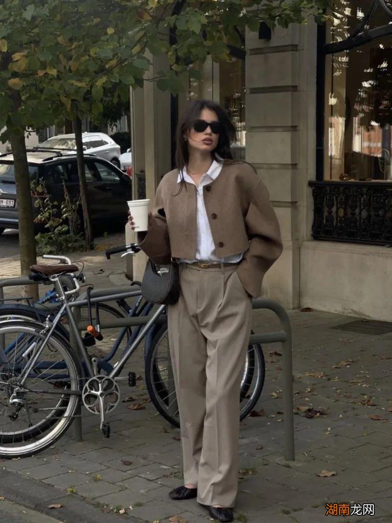 “一身宽松”越来越流行,这样穿太高级