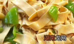 家常版尖椒干豆腐怎么做 做尖椒干豆腐教程