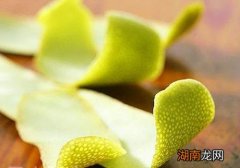 冰糖柚子皮的功效 冰糖柚子皮这么好，你还不吃起来？