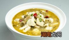 酸菜炖冻豆腐怎么做好吃 酸菜炖冻豆腐的做法
