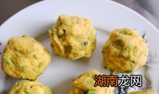 西葫芦菜团子的制作方法 西葫芦菜团子做法介绍