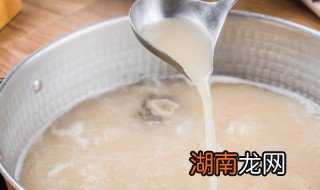 鱼汤咋炖好喝又营养丰富 美味奶白炖鲫鱼汤的做法