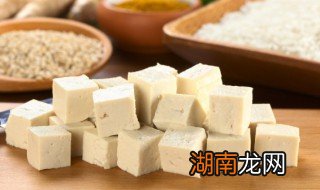 简单的臭豆腐的做法 简单的臭豆腐的做法步骤