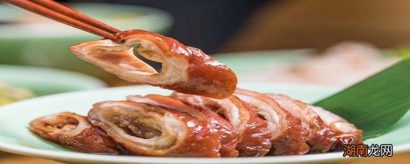 猪小肠做腊肠怎么做好吃 吃腊肠有什么益处