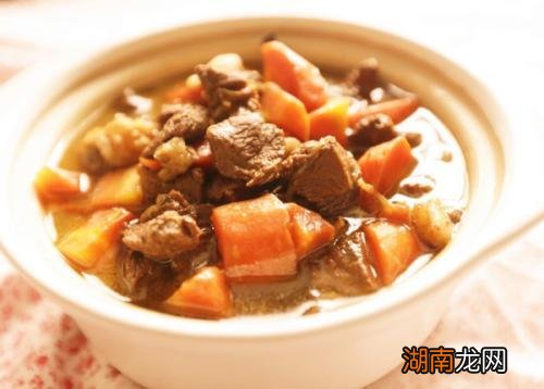 冬季羊肉的吃法 补气血祛寒冷还不吃起来