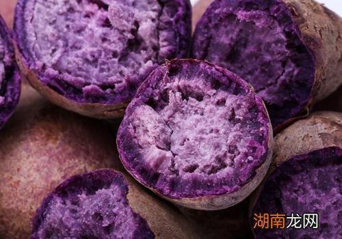 紫薯切开有白色液体 紫薯里面有白点还可以吃吗