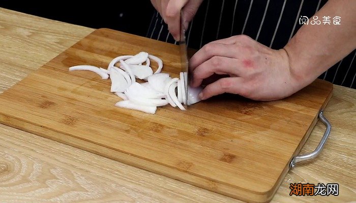 爆炒牛肚的家常做法 爆炒牛肚怎么做好吃