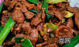 熟羊肉怎么炒好吃 熟羊肉如何炒好吃