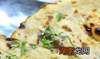 蒜香脆饼如何做 家常自制蒜香脆饼做法