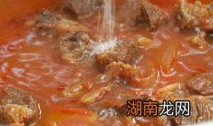 牛肉西红柿挂面汤怎么做 牛肉西红柿挂面汤如何做