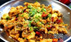 莴笋牛蛙的做法家常做法视频 莴笋牛蛙的做法家常做法