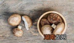 香菇青菜怎么炒 香菇炒青菜的做法步骤