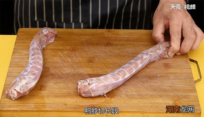 麻辣鸭脖的做法 麻辣鸭脖怎么做