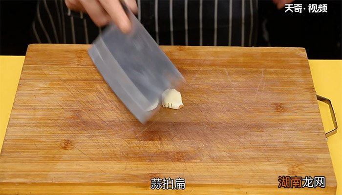 麻辣鸭脖的做法 麻辣鸭脖怎么做