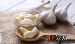 怎么做烤大蒜视频 怎么做烤大蒜