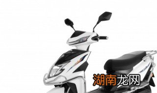 踏板车小技巧 怎么骑踏板车