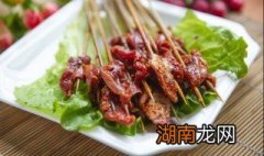 怎样做炭烤羊肉串好吃 烧烤烤羊肉串怎么做好吃