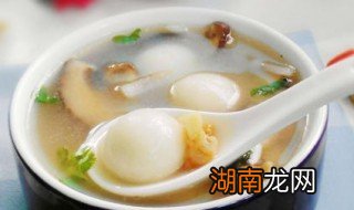 莲藕汤圆汤怎么做 莲藕汤圆汤的做法介绍