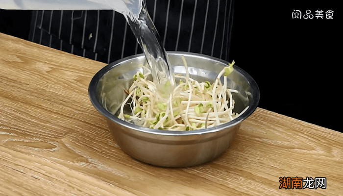 黄豆芽炒粉条 黄豆芽炒粉条的做法