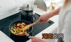 卤好的猪头肉怎么做好吃 卤好的猪头肉如何做好吃