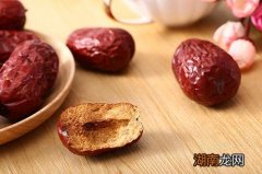 大枣每天吃几个最好 大枣适合什么人吃