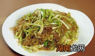 圆白菜炒粉丝做法 圆白菜炒粉丝做法视频