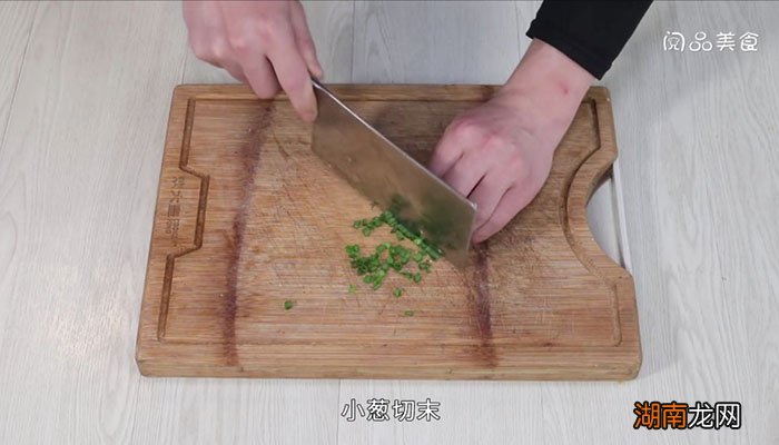 猪肉辣椒馅饺子 猪肉辣椒馅饺子的做法