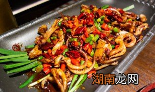 烧烤味鱿鱼须怎么做 烧烤料和鱿鱼须怎么做好吃