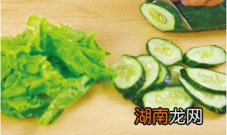 芹菜和黄瓜可以一起榨汁吗?看完你就懂了 生菜和黄瓜可以一起榨汁吗