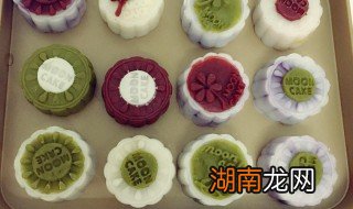 月饼皮最简单做法及配比窍门 月饼皮最简单做法