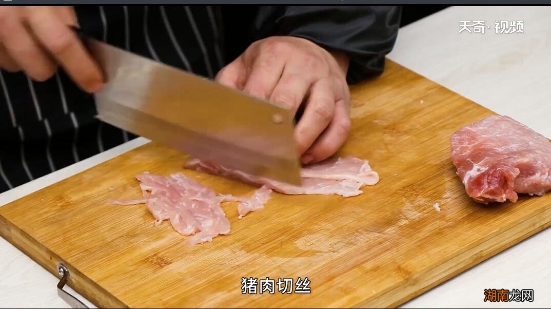 黄花菜的做法 黄花菜的做法与功效